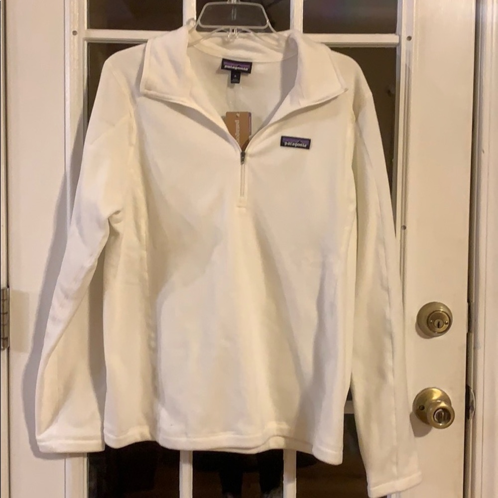 Women’s Patagonia White fleece jacket